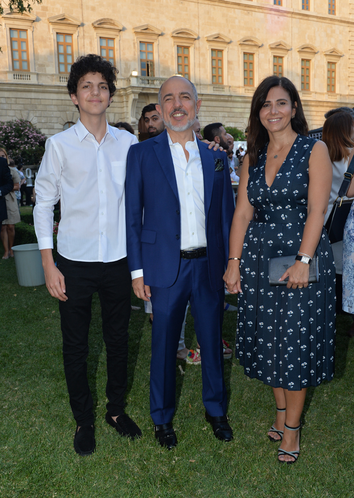 YAZA MERHABA PARTİSİ