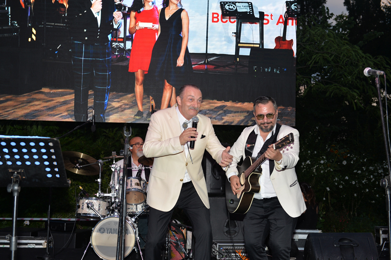 YAZA MERHABA PARTİSİ