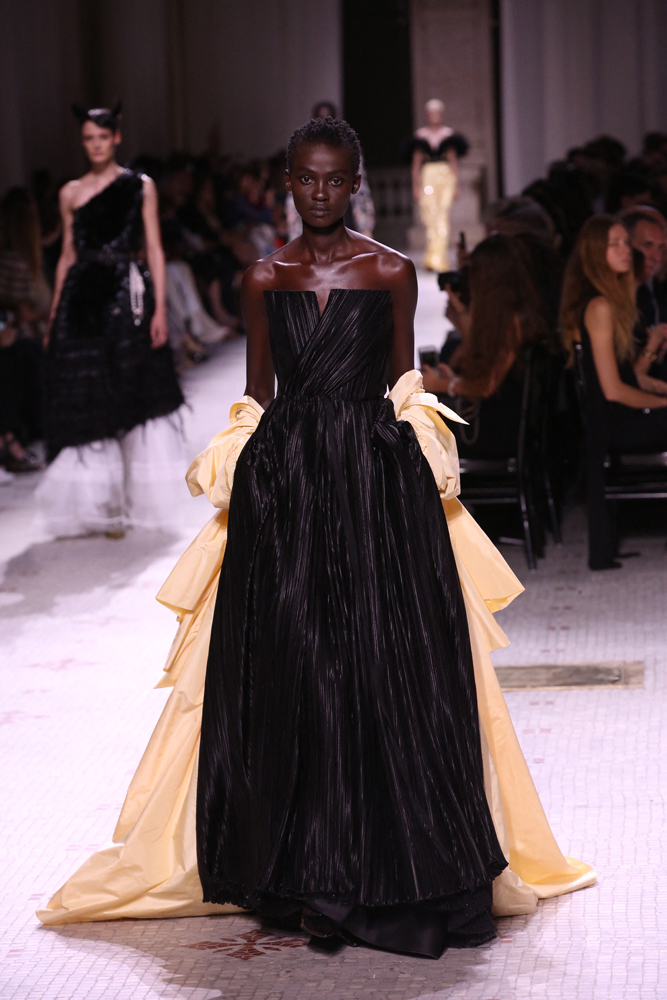 PARIS COUTURE WEEK - GIVENCHY