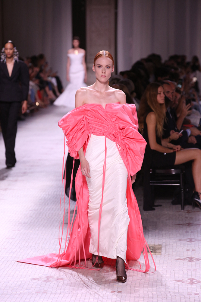 PARIS COUTURE WEEK - GIVENCHY