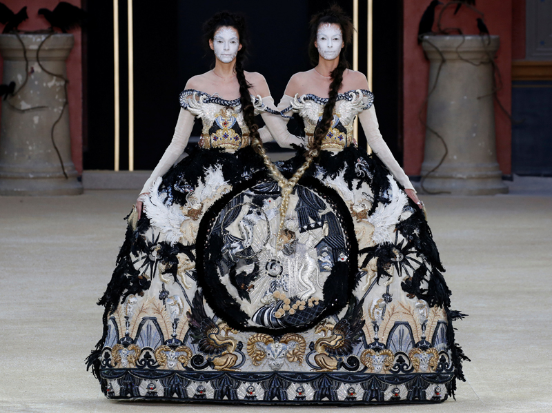 PARIS COUTURE WEEK - GUO PEI