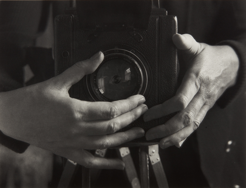 BİR SANAT FORMU OLARAK KADINLAR