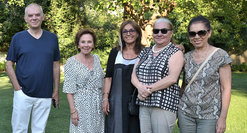 KENİZE MURAD İLE KÖŞKTE SOHBET