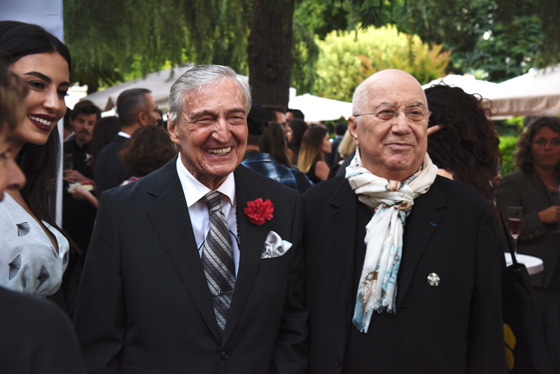 FRANSIZ SARAYI'NDA KUTLAMA