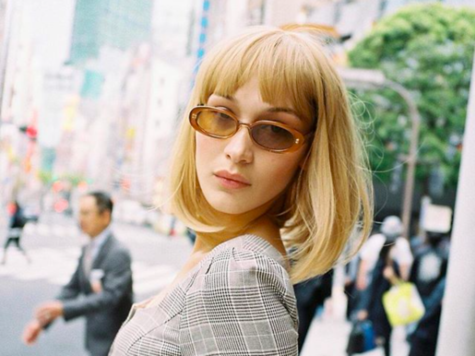 BELLA HADID'IN SAÇ EVRİMİ