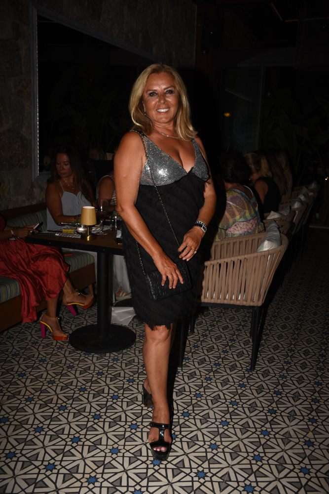 SERAFİNA'DA KEYİFLİ YAZ AKŞAMI 