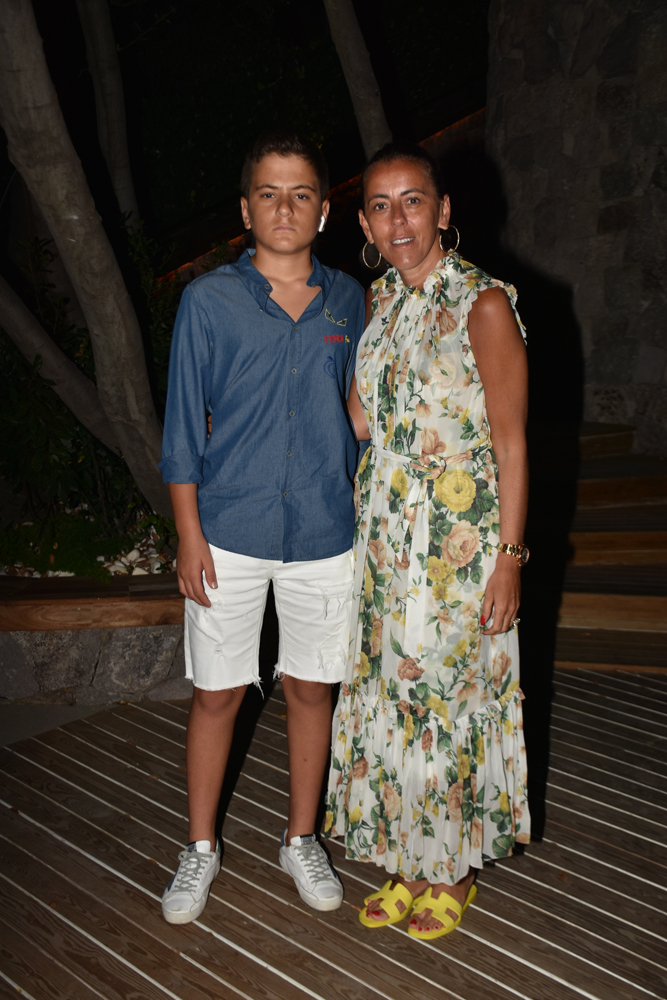 SERAFİNA'DA KEYİFLİ YAZ AKŞAMI 