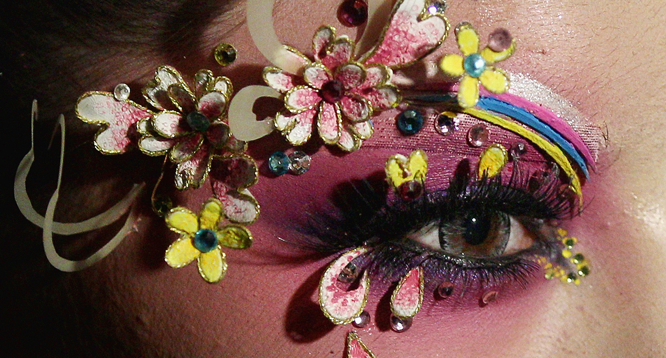 WATERPROOF MAKYAJ MALZEMELERİ