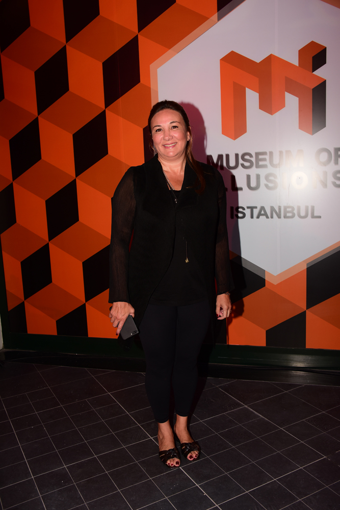 İLUZYON MÜZESİ İSTANBUL'DA AÇILDI