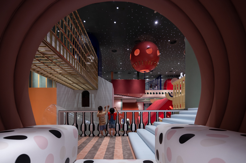 ÇOCUKLAR İÇİN HAYAL DÜNYASI