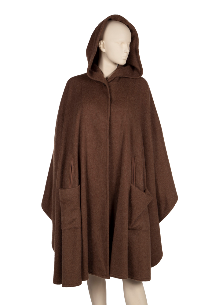 ELIZABETH TAYLOR ANISINA