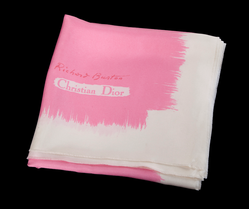 ELIZABETH TAYLOR ANISINA