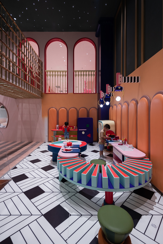 ÇOCUKLAR İÇİN HAYAL DÜNYASI