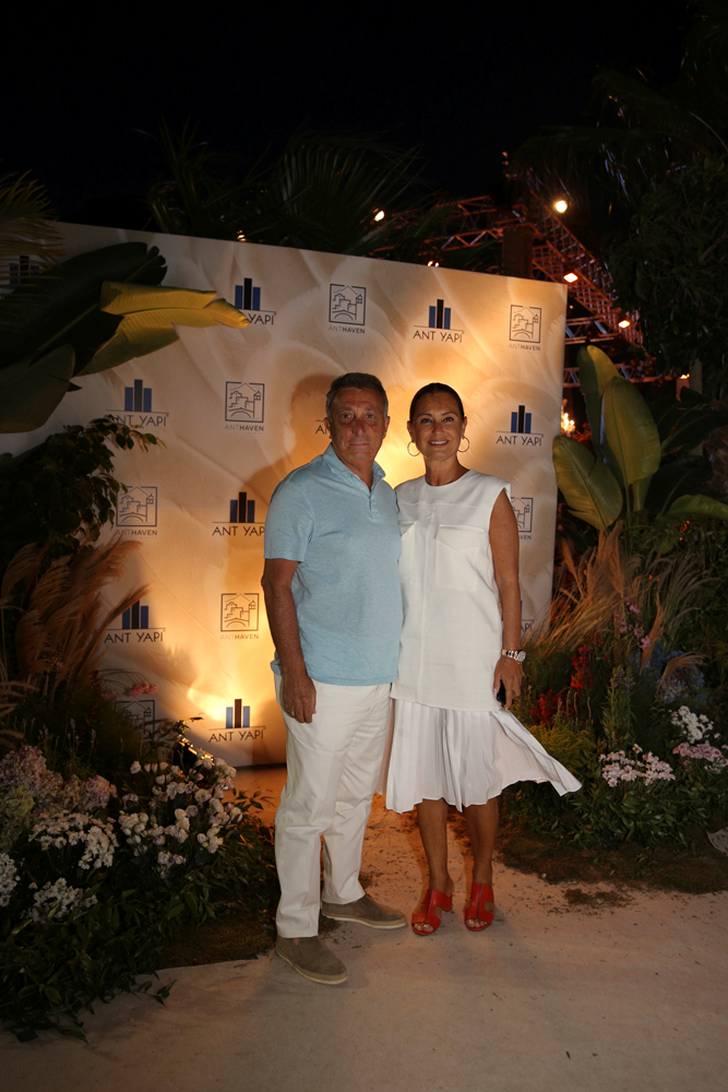 ANTHAVEN'DA MÜZİKLİ GECE