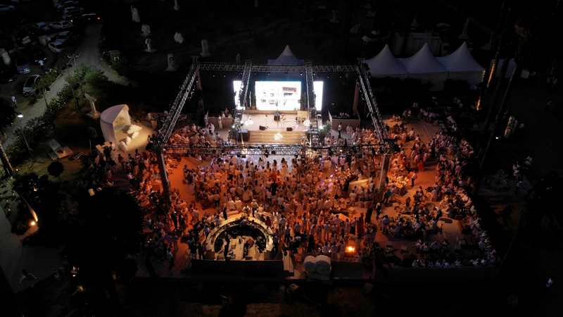 ANTHAVEN'DA MÜZİKLİ GECE