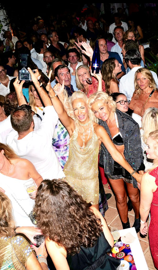 MARBELLA’DA YAZ PARTİSİ