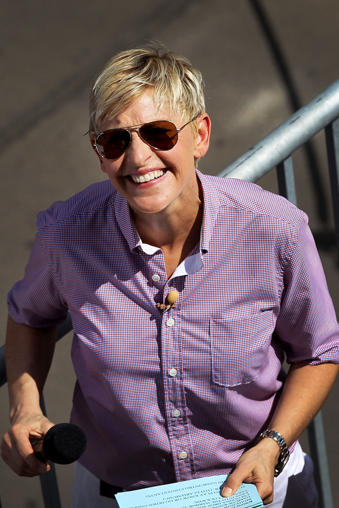 SAÇ STİLLERİNDE ISRARCI 10 YILDIZ!