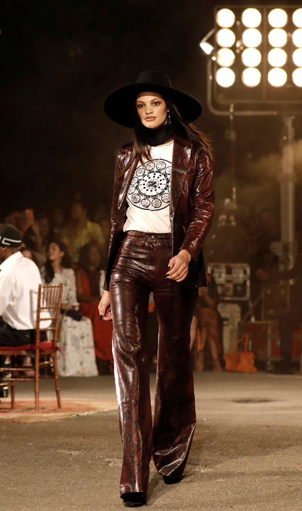 NEW YORK MODA HAFTASI TOMMY HILFIGER