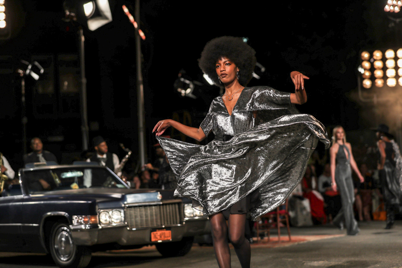 NEW YORK MODA HAFTASI TOMMY HILFIGER