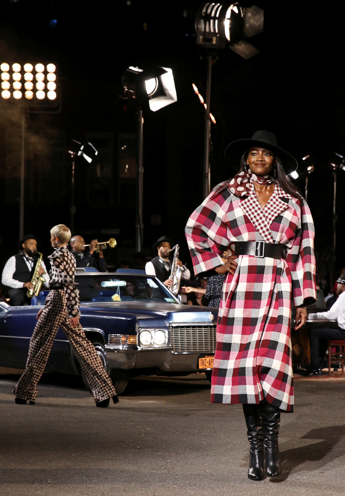 NEW YORK MODA HAFTASI TOMMY HILFIGER