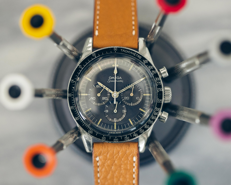 3 MİLYON STERLİN DEĞERİNDE SAATLER