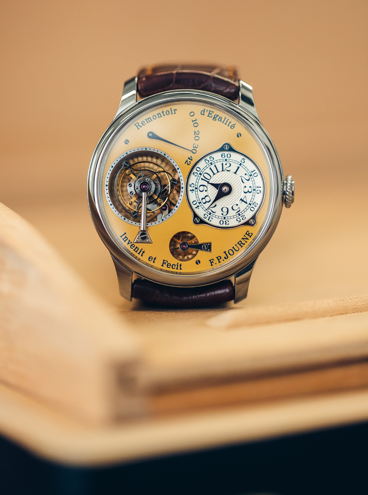 3 MİLYON STERLİN DEĞERİNDE SAATLER