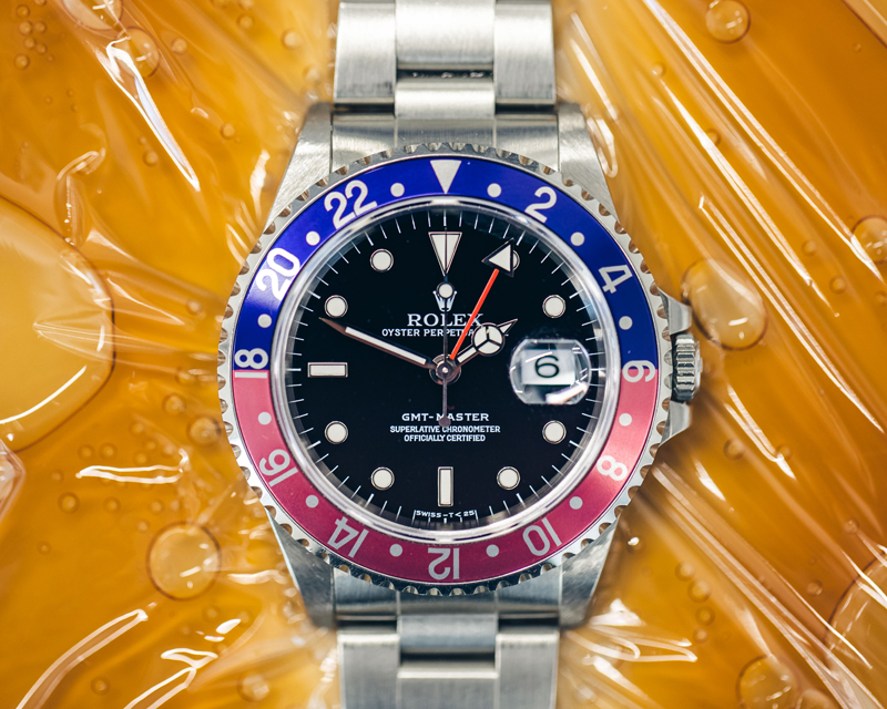 3 MİLYON STERLİN DEĞERİNDE SAATLER