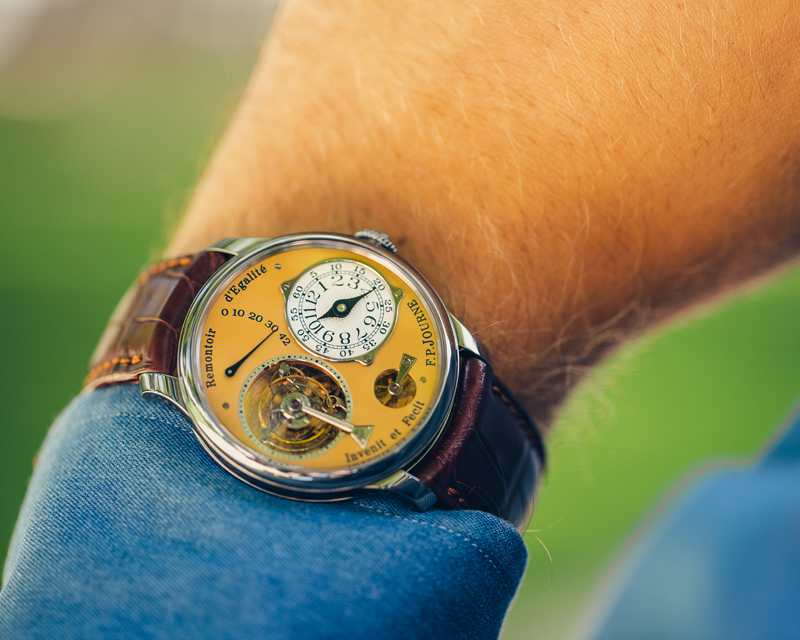 3 MİLYON STERLİN DEĞERİNDE SAATLER