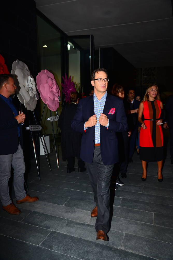 ARTER KAPILARINI AÇTI 