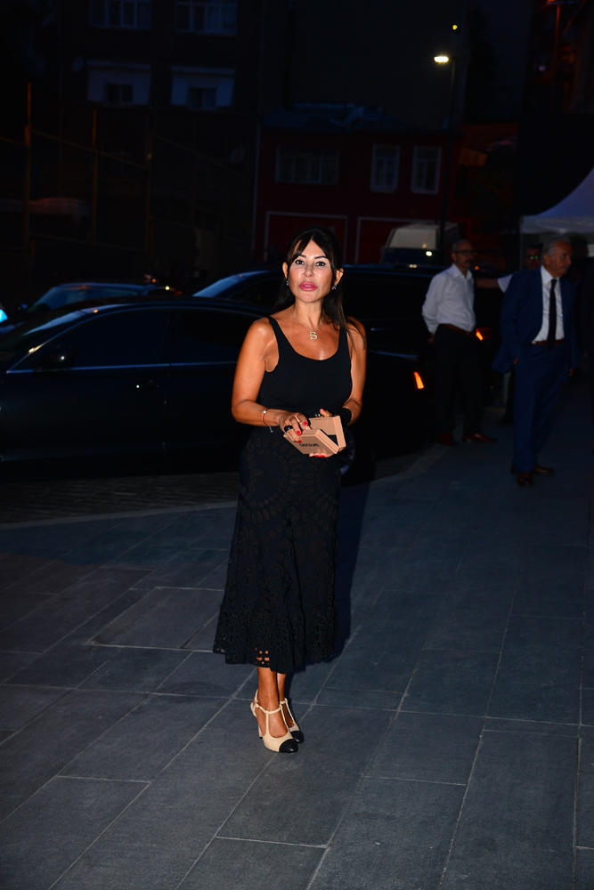 ARTER KAPILARINI AÇTI 