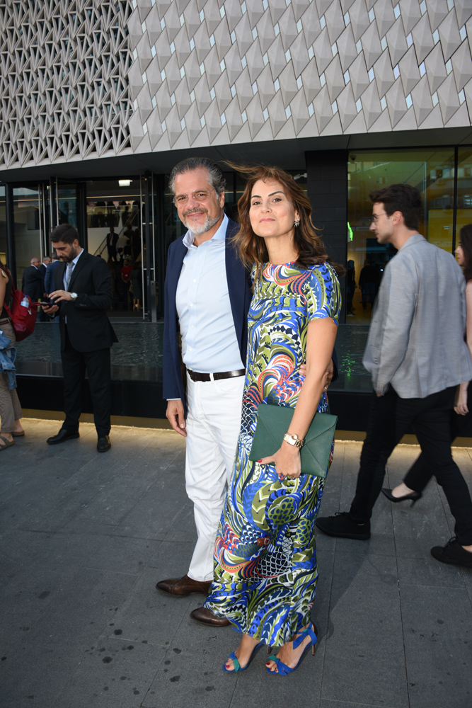 ARTER KAPILARINI AÇTI 