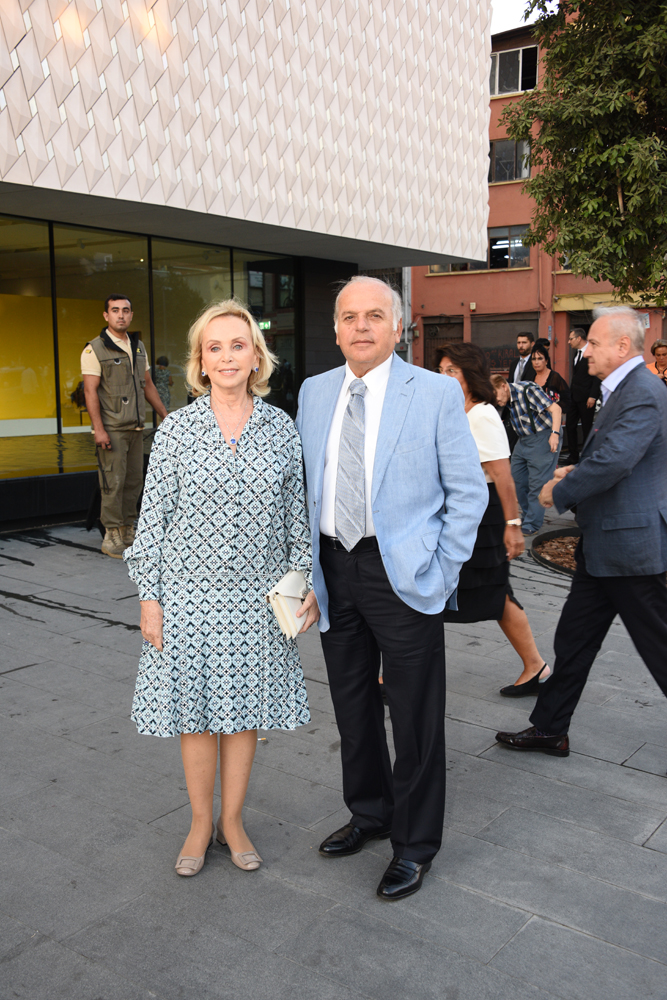 ARTER KAPILARINI AÇTI 