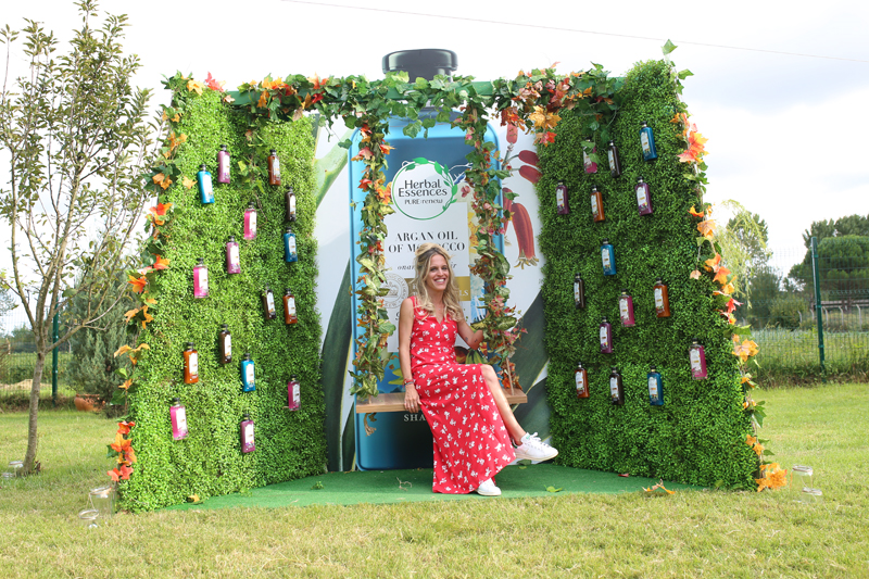 FOTOĞRAF SERGİSİNDE BİR ARAYA GELDİLER