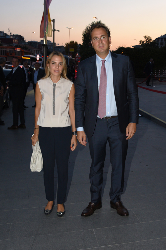 ARTER KAPILARINI AÇTI 