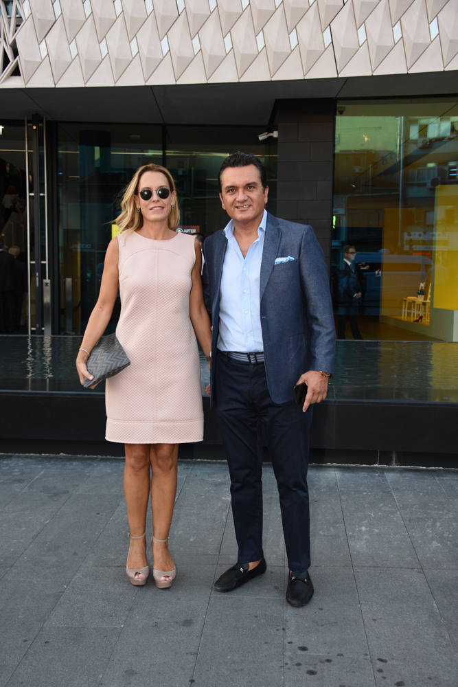 ARTER KAPILARINI AÇTI 