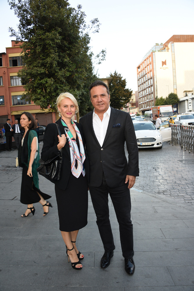 ARTER KAPILARINI AÇTI 