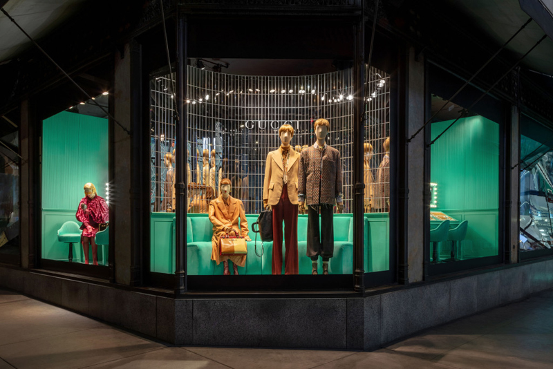 NEW YORKTA ÖZEL VİTRİN