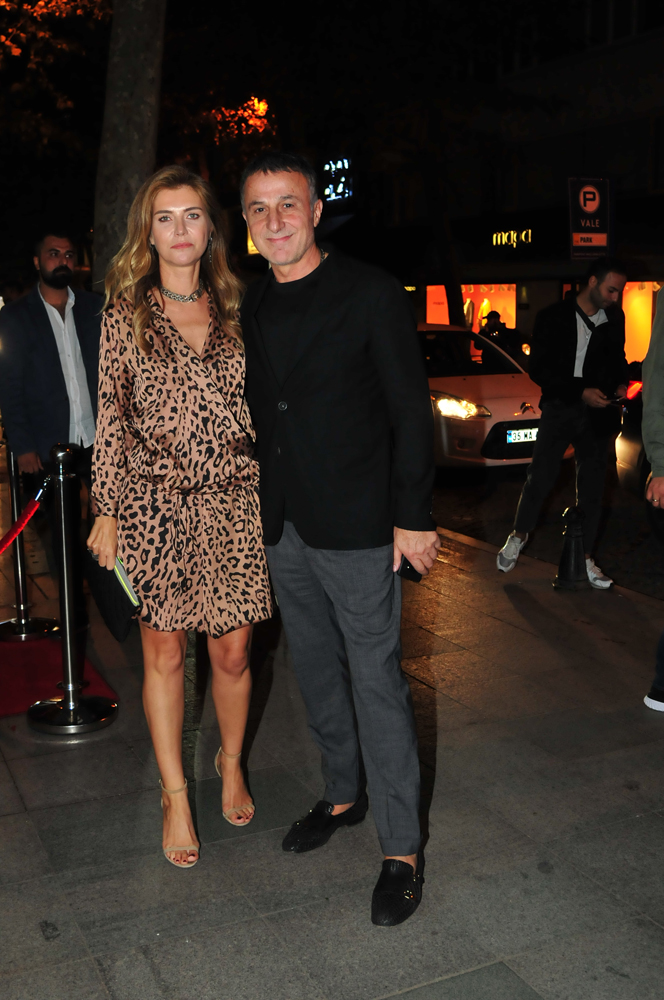 MÜCEVHERDE BALKAN ESİNTİSİ