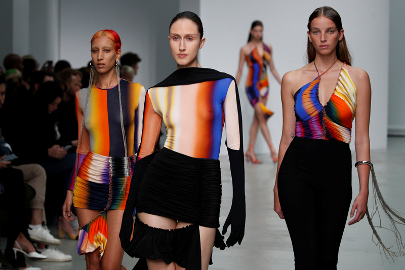 PARİS MODA HAFTASI MUGLER