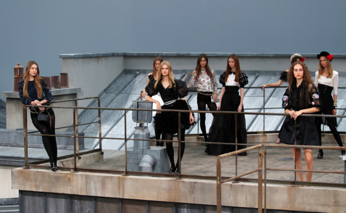 PARİS MODA HAFTASI CHANEL