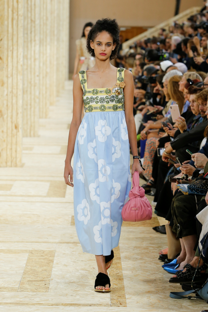 PARİS MODA HAFTASI MIU MIU