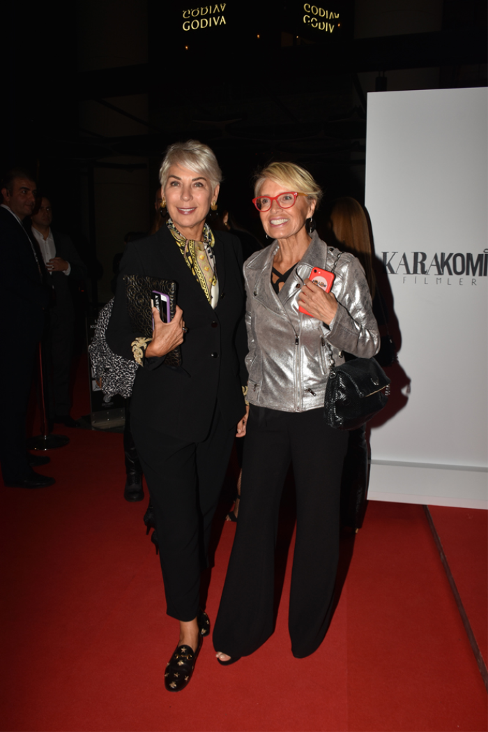 İKİ FİLM BİR ARADA