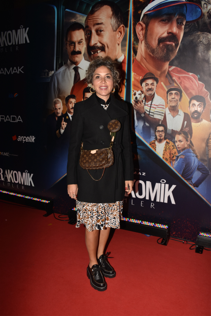 İKİ FİLM BİR ARADA