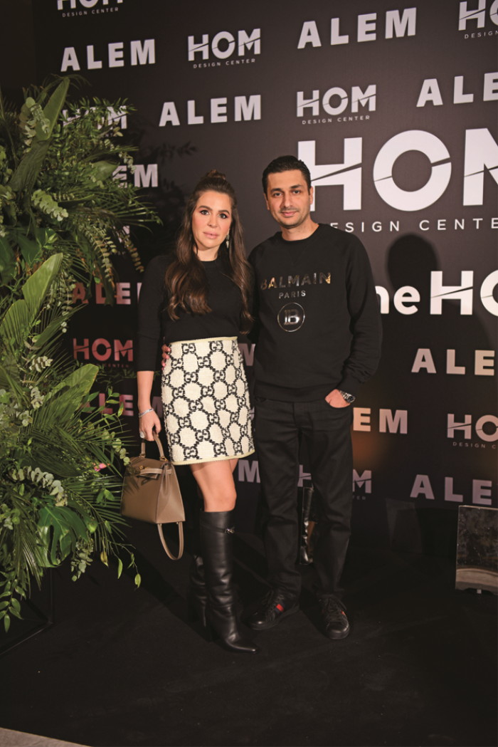 BİRİNCİ YIL DÖNÜMÜNE MUHTEŞEM KUTLAMA