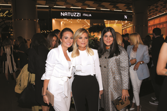 BİRİNCİ YIL DÖNÜMÜNE MUHTEŞEM KUTLAMA