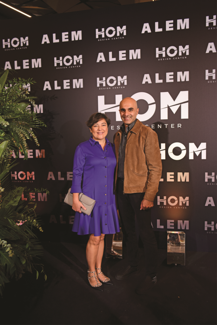 BİRİNCİ YIL DÖNÜMÜNE MUHTEŞEM KUTLAMA