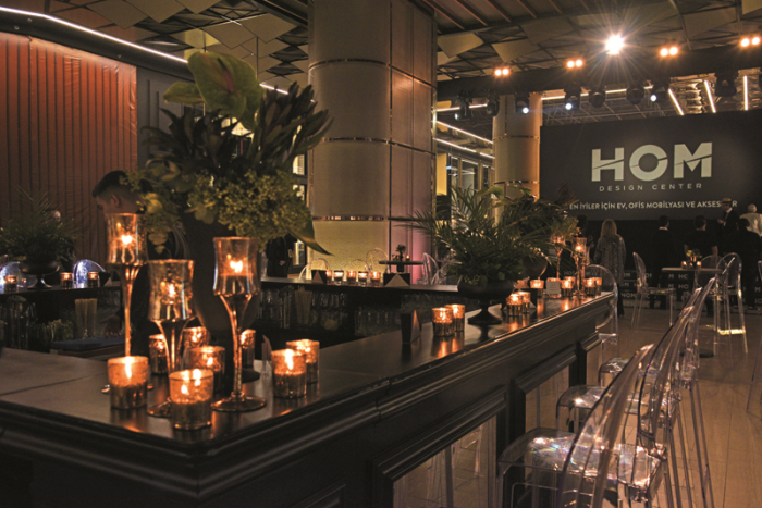 BİRİNCİ YIL DÖNÜMÜNE MUHTEŞEM KUTLAMA