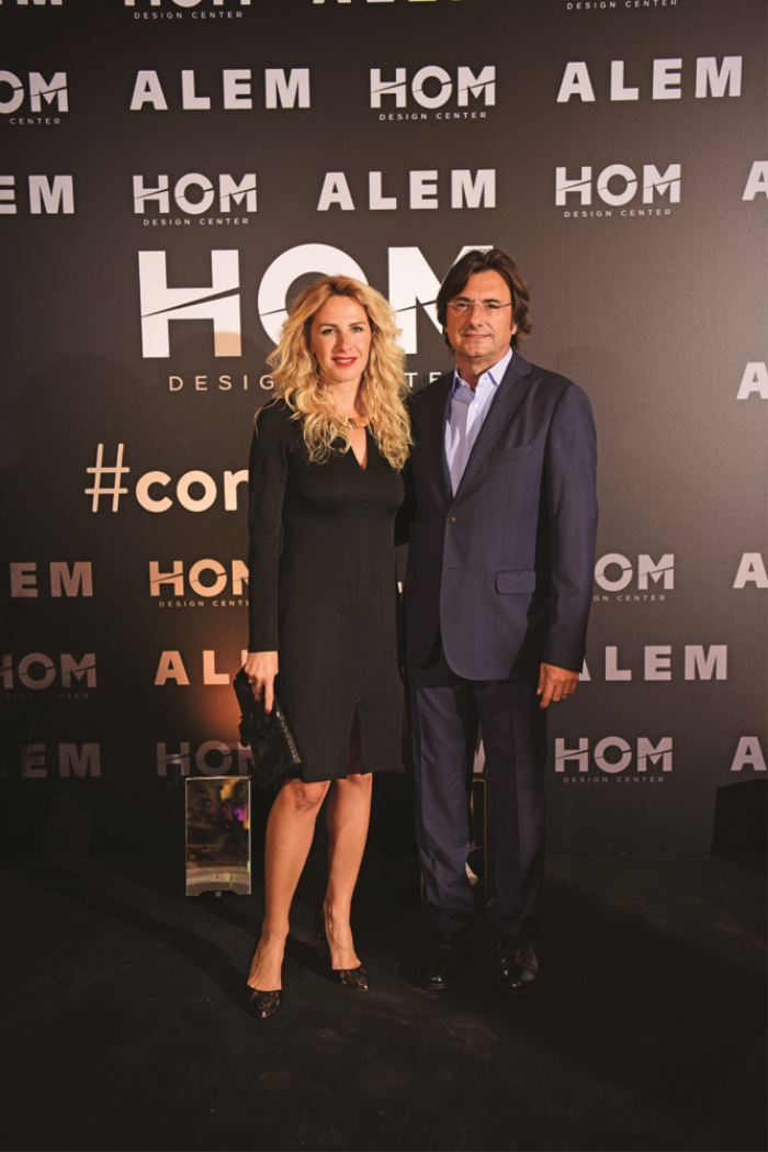 BİRİNCİ YIL DÖNÜMÜNE MUHTEŞEM KUTLAMA