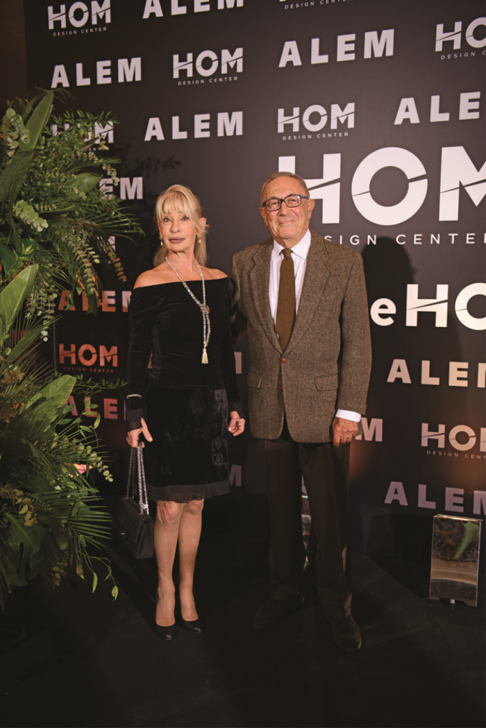 BİRİNCİ YIL DÖNÜMÜNE MUHTEŞEM KUTLAMA