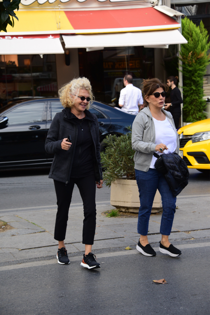 İSTANBUL CADDELERİ